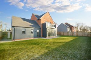 5 Town Foot Rise- click for photo gallery